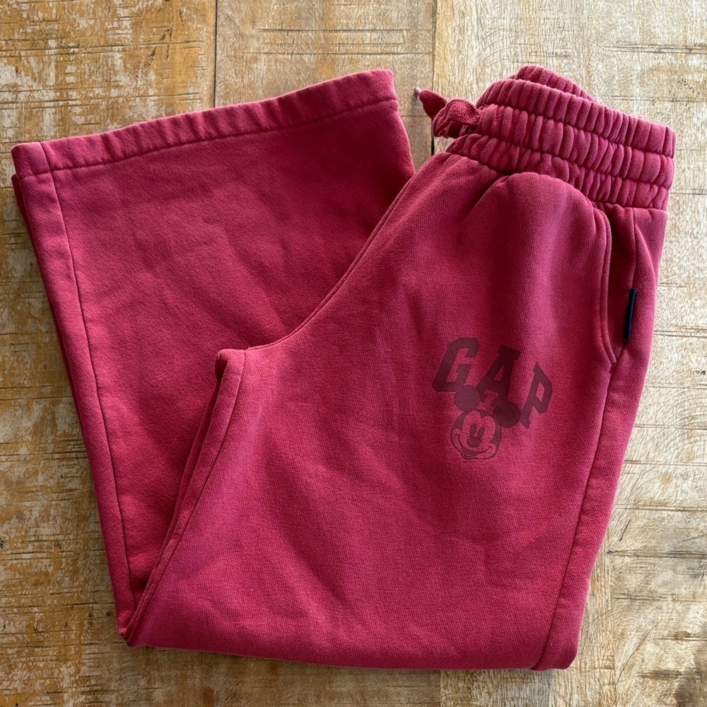 NWOT GAP Wide Leg Mickey Sweatpants S(6-7)